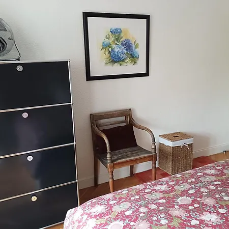 Con Vistas En El Puerto De Donostia San Sebastián