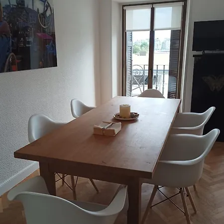 Con Vistas En El Puerto De Donostia Lägenhet